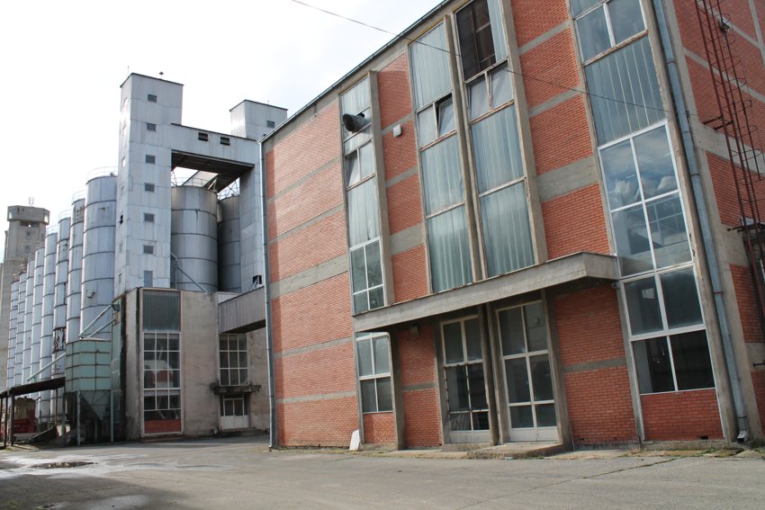 Fabrika në Klinë